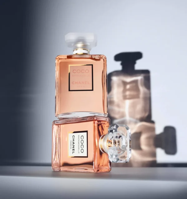 COCO MADEMOISELLE CHANEL - PERFUME FEMININO - EAU DE PARFUM INTENSE - Imagem 3